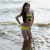 Silver Jewels Sarah Yellow Bikini Picture Set 1