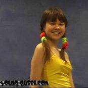 Young Gusel Yellow Dream Video 011017 mp4 