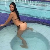 Yeraldin Gonzales Bikini Top T Back TM4B HD Video 007 mp4 041017 mp4 