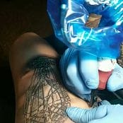 Nikki Sims OnlyFans Working On Tatoo Video 210318 mp4 