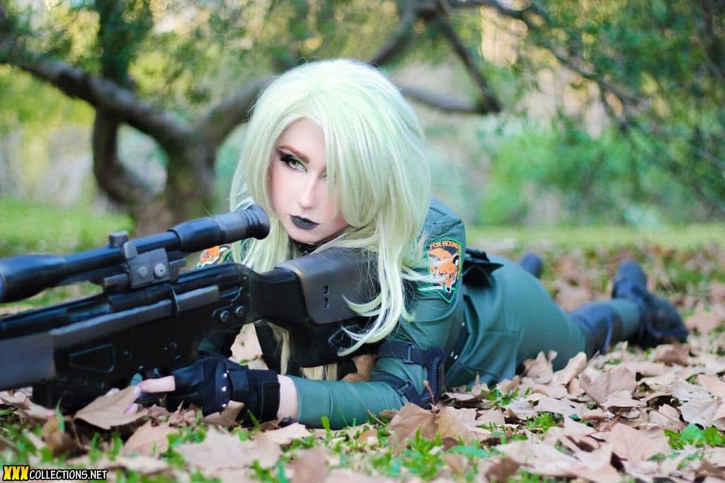 Sexy cosplay with Giu Hellsing as Sniper Wolf. 
