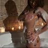 2011 10 21 Nikkisplaymates Nikki Sims Video Candle Lit Bath wmv 
