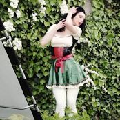 Susan Wayland Latex Snow White Backstage Video 140124 mp4