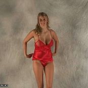 Traci19 tv002 Video 070824 wmv