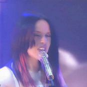 Spice Girls Too Much Live at TOTP 25 12 1997 1st Performance Video 150924 mp4