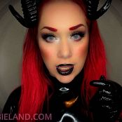 LatexBarbie Drone for Rubber Succubus Video 101024 mp4