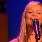 Emma Bunton Free Me Live at Life Cooking 2004 Video 101024 mp4