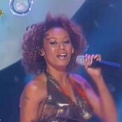 Spice Girls Holler Live at CD UK 2st Performance 2000 Video 241024 mp4