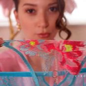 Eva de Vil Panty Shopping ASMR Video 111124 mp4