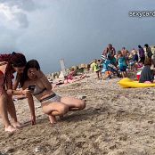 Candid Teen On The Beach Photoshoot Video 201124 mp4