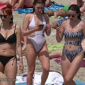 White Thong Girl Giving a Show On The Beach Video 201124 mp4