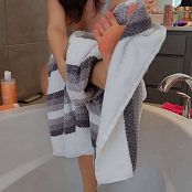 Alinity Onlyfans Soaking My Feet Video 181224 mp4