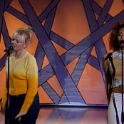 Spice Girls Spice Up Your Life Too Much Live at Dimanche Martin France 1997 Video 060225 mp4