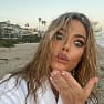 Denise Richards OnlyFans 2022 07 11   Kissing burns 6 4 calories a minute   wanna workout