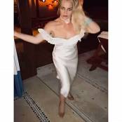Britney Spears Social Media Updates Pack 044 007 Video.mp4 snapshot 00.49 [2025.05.21 02.23.38]