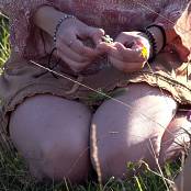Girls Hunters of Beauty Walk Video 270525.mp4 snapshot 01.32 [2025.05.27 22.38.45]