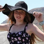 Hanna World Delia Picture Set & HD Video 012