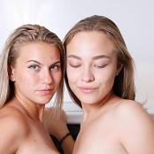 MarvelCharm Katrin & Marissa Kitchen Picture Set