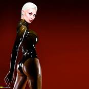 Marie Claude Bourbonnais Set 019 95672441.yeVnymk5.WQ6O9359Edit