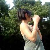 Cute Girl Flashes Tits Video 190625.flv snapshot 02.34 [2025.06.19 15.28.39]