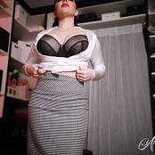 Goddess Alexandra Snow Beg For My Ass Video 200625.mp4 snapshot 06.30 [2025.06.21 13.02.40]