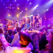 Spice Girls Mama Live at TOTP 21.03.1997 Video 190625.mp4 snapshot 02.45 [2025.06.20 23.19.47]
