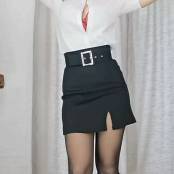 Young Goddess Kim Down on Your Knees Video 200625.mp4 snapshot 00.24 [2025.06.21 15.53.25]