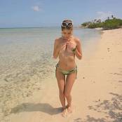 Heidy Pino Topless Beach 4K UHD Video 240625.mp4 snapshot 04.34 [2025.06.24 15.43.10]