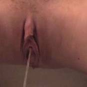 Aurora Snow PeePee 3 Video 260625.mp4 snapshot 00.30 [2025.06.27 17.23.15]