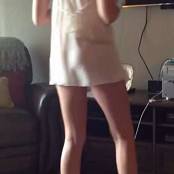 Girlfriend Starts Stripping Video 260625.mp4 snapshot 00.12 [2025.06.27 17.25.48]