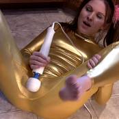 Megan 087 Shiny Gold and Pigtails Cutie AI Enhanced TCRips Video 250625.mkv snapshot 00.50 [2025.06.28 18.11.23]