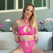 Vicky Stark OnlyFans Pink Fishnet Outfit PPV Video 280625.mp4 snapshot 00.38 [2025.06.28 20.48.04]