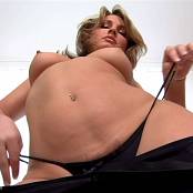 Flower Tucci and Sierra Sin Squirt In My Gape 2 Bonus Footage Cancelled Scene.mkv 280625.mkv snapshot 01.56 [2025.06.30 15.10.26]