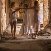 8H01 Ava Cassie Olivia Set 001 005