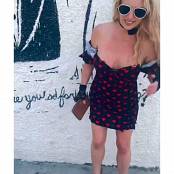 Britney Spears Social Media Video 002.mp4 snapshot 00.09 [2025.07.17 23.42.56]