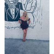 Britney Spears Social Media Video 011.mp4 snapshot 00.04 [2025.07.17 23.43.26]