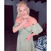 Britney Spears Social Media Video 014.mp4 snapshot 00.24 [2025.07.17 23.43.44]