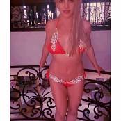 Britney Spears Social Media Video 016.mp4 snapshot 00.24 [2025.07.17 23.43.51]