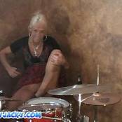 Foxy Jacky Drums 1 Video 080725.wmv snapshot 02.04 [2025.07.17 08.54.10]