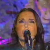 Spice Girls Too Much Live at Les Annes Tubes 1997 Video 180725.mp4 snapshot 02.26 [2025.07.22 15.03.07]