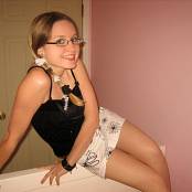 Kittys Panties Pink Vibrator Picture Set