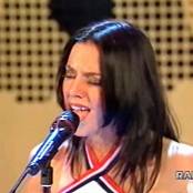 Spice Girls Too Much Spice Up Your Life Live at Fantastico Italy 1997 Video 180725.mp4 snapshot 06.50 [2025.07.29 13.22.09]