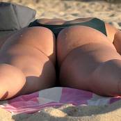 Beach Babes Candid HD Video 001