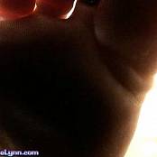 Michelle Lynn Foot Fetish Foot Pov009 Video 250725.avi snapshot 06.34 [2025.08.08 07.49.52]