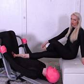 Mandy Marx Flash Footjob HD Video