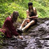 Girls Hunters of Beauty In The Mountains 4K UHD Video 002 220825.mp4 snapshot 01.11 [2025.08.22 21.31.23]