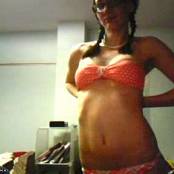 beautiful girl with braided pigtails video 010925.avi snapshot 00.25 [2025.09.04 09.47.44]