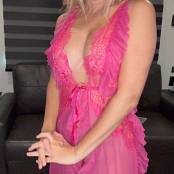 Vicky Stark OnlyFans Night Dresses Try On Video 220925.mp4 snapshot 07.10 [2025.09.22 00.28.30]