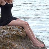 Girls Hunters of Beauty Black Dress 4K UHD Video 004 081025.mp4 snapshot 03.33 [2025.10.08 19.16.27]