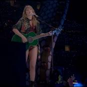 Taylor.Swift.Reputation.Stadium.Tour.Remastered.2160p Video 051025.mkv snapshot 01.03.55 [2025.10.14 17.47.51]